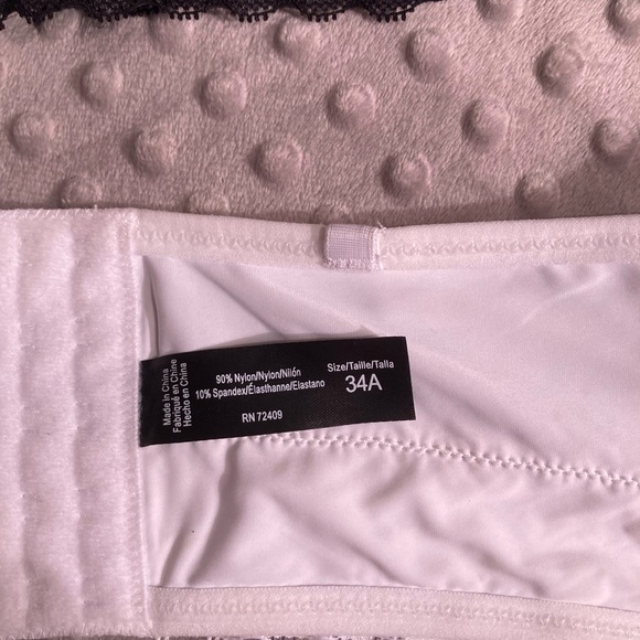 Multi-way Bras - Picture 4 of 4